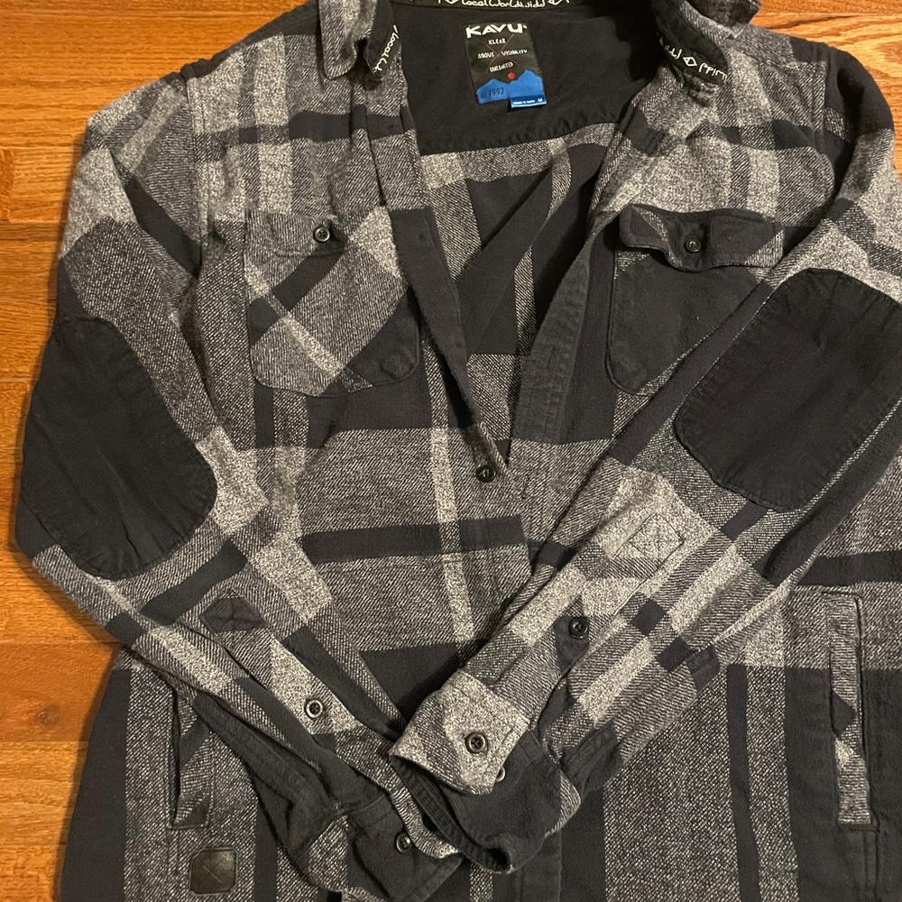 KAVU Men's Charcoal and Black Checkered Shirt Jacket
